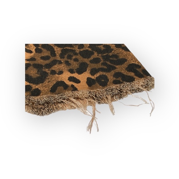 new Etiquette Boutique ☀︎︎ Denim Mini Skirt ☀︎︎ Wild Leopard Print ☀︎︎ Raw Hem - Picture 11 of 16